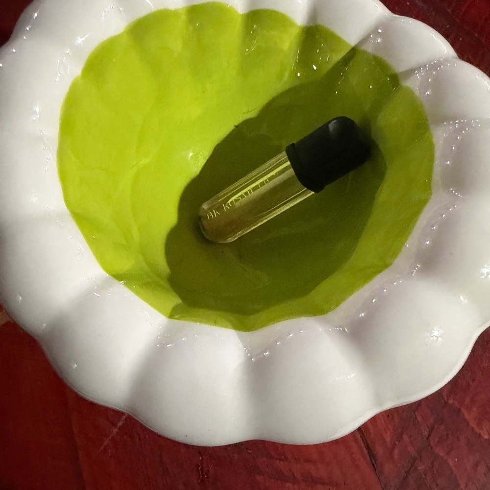 Festive Red and Green Ceramic Grinch bowl - Picture 3 of 11